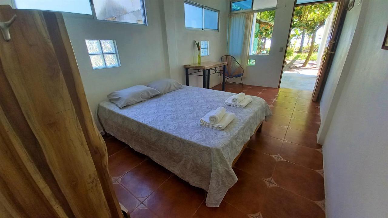Hotel Pura Natura Beachfront Tortuguero Chambre photo