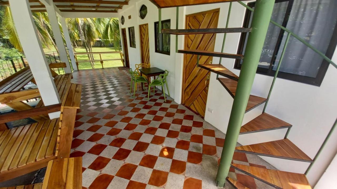 Hotel Pura Natura Beachfront Tortuguero Extérieur photo