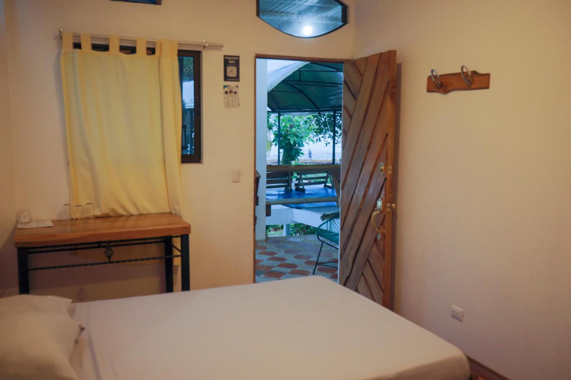 Hotel Pura Natura Beachfront Tortuguero Extérieur photo